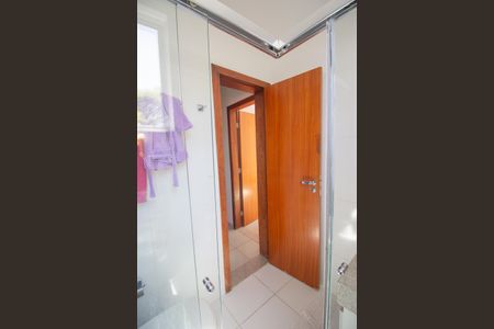 Apartamento à venda com 78m², 3 quartos e 2 vagas Apartamento à venda com 78m², 3 quartos e 2 vagasBanheiro Social