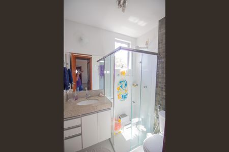 Apartamento à venda com 78m², 3 quartos e 2 vagas Apartamento à venda com 78m², 3 quartos e 2 vagasBanheiro Social