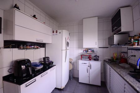 Apartamento à venda com 60m², 3 quartos e 1 vaga Apartamento à venda com 60m², 3 quartos e 1 vagaCozinha