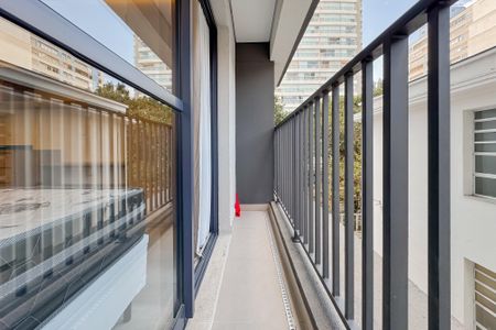 Studio à venda com 24m², 1 quarto e sem vaga Studio à venda com 24m², 1 quarto e sem vagaVaranda