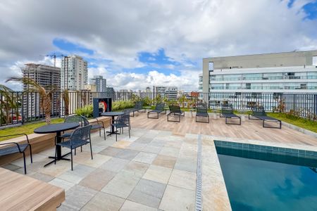 Studio à venda com 24m², 1 quarto e sem vaga Studio à venda com 24m², 1 quarto e sem vagaPiscina - Rooftop