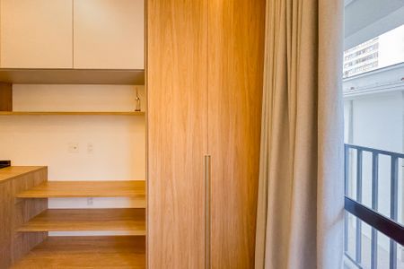Studio à venda com 24m², 1 quarto e sem vaga Studio à venda com 24m², 1 quarto e sem vagaArmários