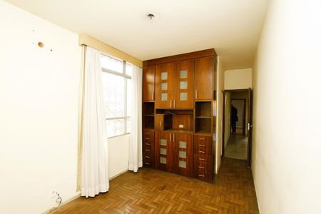 Casa à venda com 360m², 4 quartos e 4 vagasSuíte