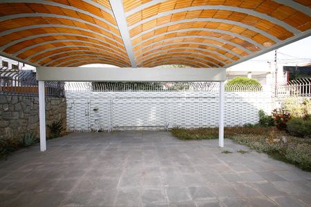 Casa à venda com 360m², 4 quartos e 4 vagasGaragem