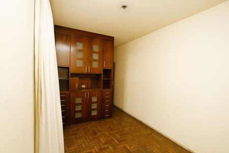 Casa à venda com 360m², 4 quartos e 4 vagasSuíte