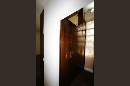 Casa à venda com 360m², 4 quartos e 4 vagasCloset