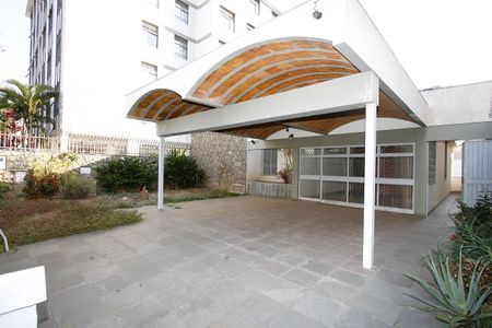 Casa à venda com 360m², 4 quartos e 4 vagasGaragem