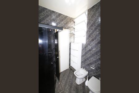 Casa à venda com 360m², 4 quartos e 4 vagasBanheiro da Suíte