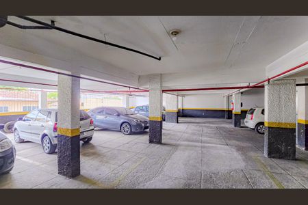Apartamento à venda com 82m², 2 quartos e 1 vaga Apartamento à venda com 82m², 2 quartos e 1 vagaÁrea comum