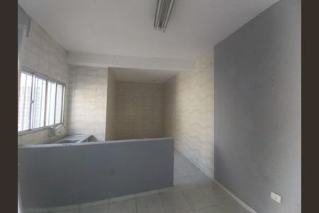 Foto 11 de casa à venda com 4 quartos, 140m² em Vila Gomes, São Paulo
