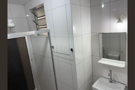 Apartamento para alugar com 45m², 1 quarto e 1 vaga Apartamento para alugar com 45m², 1 quarto e 1 vagaBanheiro