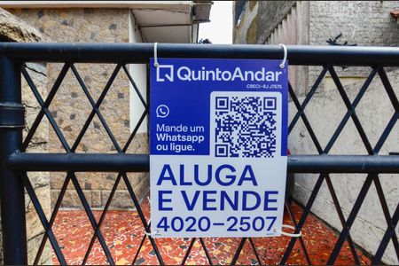 Casa à venda com 220m², 3 quartos e 1 vaga Casa à venda com 220m², 3 quartos e 1 vagaPlaca