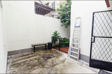 Casa à venda com 220m², 3 quartos e 1 vaga Casa à venda com 220m², 3 quartos e 1 vagaÁrea de Serviço