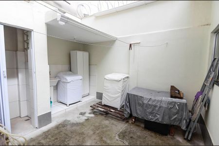 Casa à venda com 220m², 3 quartos e 1 vaga Casa à venda com 220m², 3 quartos e 1 vagaÁrea de Serviço