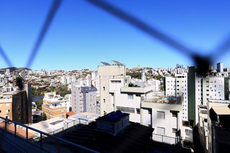 Vista da Sala de apartamento à venda com 3 quartos, 105m² em Santo Antônio, Belo Horizonte