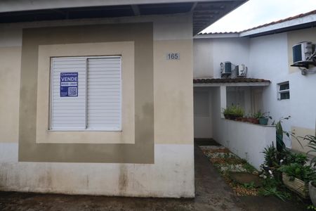 Casa de condomínio à venda com 75m², 3 quartos e 2 vagasPlaca