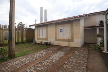 Casa de condomínio à venda com 75m², 3 quartos e 2 vagasFachada Da Casa