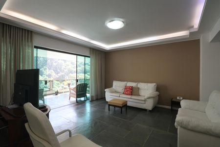 Apartamento para alugar com 259m², 4 quartos e 2 vagasSala