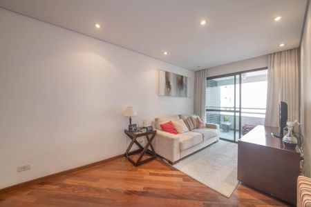 Apartamento à venda com 75m², 2 quartos e 2 vagasSala