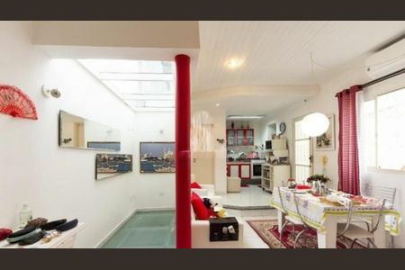 Casa à venda com 3 quartos, 200m² em Vila Nova Conceição, São Paulo