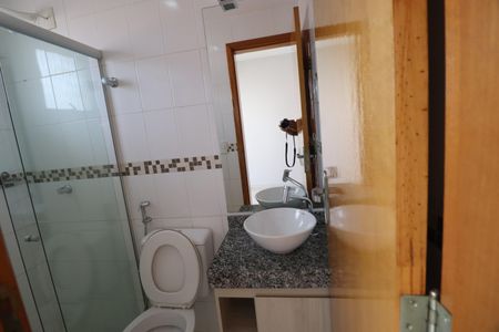 Apartamento para alugar com 59m², 2 quartos e 1 vagaBanheiro da Suíte 2