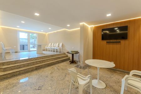 Apartamento à venda com 40m², 1 quarto e 1 vaga Apartamento à venda com 40m², 1 quarto e 1 vagaÁrea comum - Salão de festas