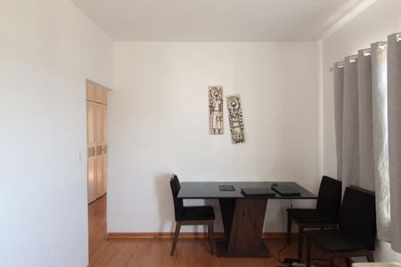 Apartamento à venda com 100m², 3 quartos e 1 vagaSala