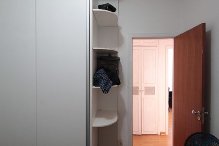 Apartamento à venda com 100m², 3 quartos e 1 vagaQuarto 2