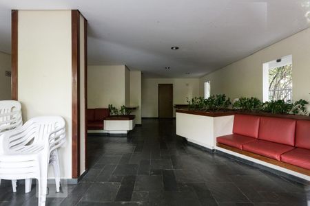 Apartamento para alugar com 111m², 3 quartos e 1 vaga Apartamento para alugar com 111m², 3 quartos e 1 vagaÁrea comum - Salão de festas