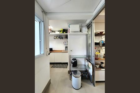 Apartamento para alugar com 111m², 3 quartos e 1 vaga Apartamento para alugar com 111m², 3 quartos e 1 vagaÁrea de Serviço