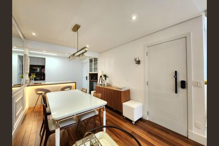 Apartamento para alugar com 111m², 3 quartos e 1 vaga Apartamento para alugar com 111m², 3 quartos e 1 vagaSala de Jantar