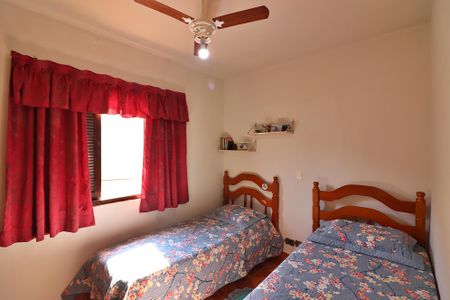 Casa à venda com 195m², 3 quartos e 2 vagasQuarto 1