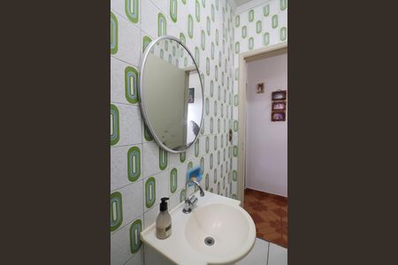 Casa à venda com 195m², 3 quartos e 2 vagasLavabo