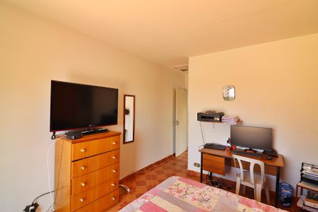 Casa à venda com 195m², 3 quartos e 2 vagas Suíte