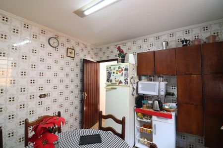 Casa à venda com 195m², 3 quartos e 2 vagasCozinha