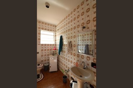 Casa à venda com 195m², 3 quartos e 2 vagas Suíte Banheiro