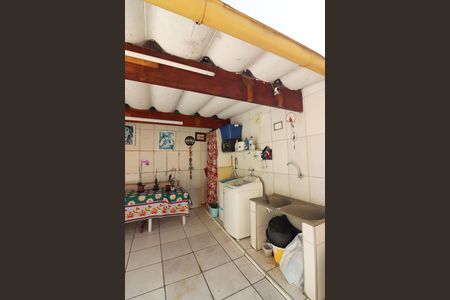 Casa à venda com 195m², 3 quartos e 2 vagasÁrea de Serviço