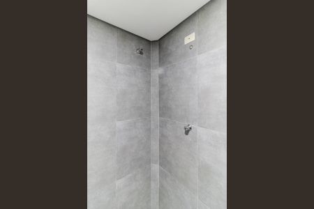 Apartamento à venda com 105m², 2 quartos e sem vaga Apartamento à venda com 105m², 2 quartos e sem vagaBanheiro