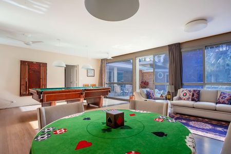 Casa à venda com 500m², 4 quartos e 4 vagas