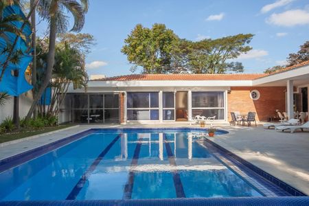 Casa à venda com 500m², 4 quartos e 4 vagas