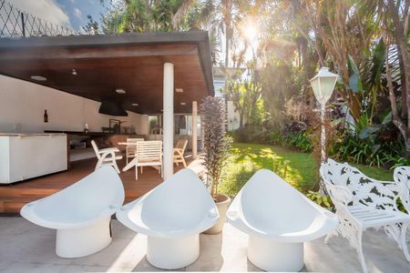 Casa à venda com 500m², 4 quartos e 4 vagas
