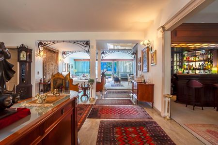 Casa à venda com 500m², 4 quartos e 4 vagas