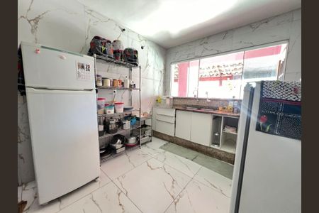 Casa de condomínio à venda com 330m², 5 quartos e 2 vagas
