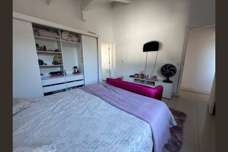 Casa de Condomínio à venda com 5 quartos, 330m² em Taquara, Rio de Janeiro
