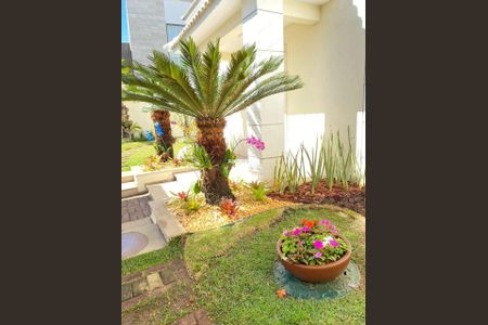 Casa à venda com 612m², 5 quartos e 4 vagas