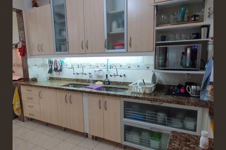 Apartamento à venda com 367m², 4 quartos e 2 vagas