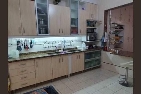 Apartamento à venda com 367m², 4 quartos e 2 vagas