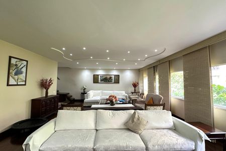 Apartamento à venda com 215m², 3 quartos e 2 vagas Apartamento à venda com 215m², 3 quartos e 2 vagasSala