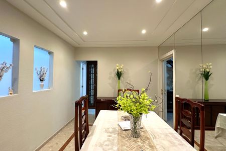 Apartamento à venda com 215m², 3 quartos e 2 vagas Apartamento à venda com 215m², 3 quartos e 2 vagasCopa