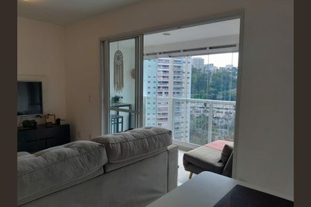 Apartamento à venda com 66m², 2 quartos e 1 vaga